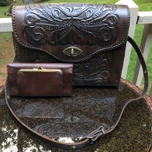 🔴LG VINTAGE Dark Brown Tooled Leather Shoulder Strap/Wallet Set